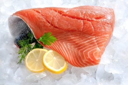 2 Kilo Lachs decken den Omega 3 Tagesbedarf